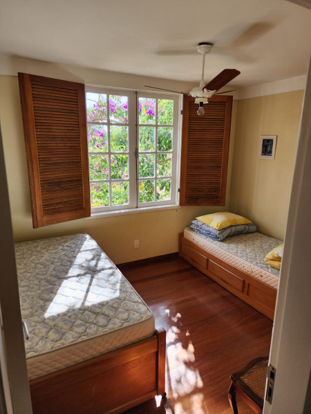 Casa de condomínio à venda Pedro do Rio com 150m² e 4 quartos por R$ 900.000 - 1997147416-52dab4a7-2fa6-44db-836f-467848595922.jpg
