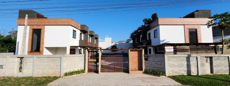 Casa de condomínio à venda Centro com 90m² e 3 quartos por R$ 480.000 - 946218577-02.jpg