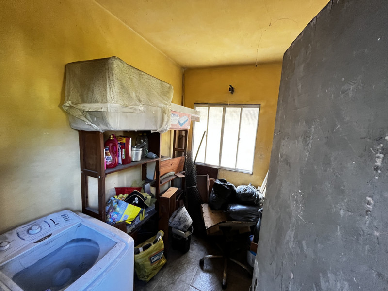 Casa à venda Vigário Geral com 125m² e 3 quartos por R$ 160.000 - 665370983-17-suite-externa.jpeg