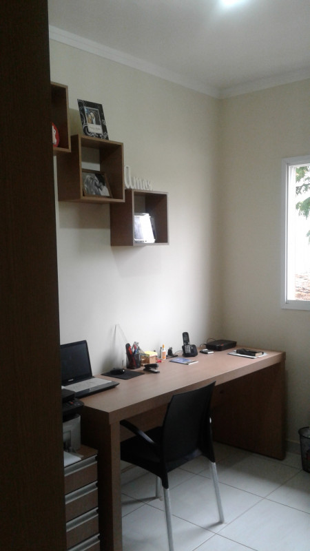 Apartamento à venda Jardim Botânico com 76m² e 2 quartos por R$ 400.000 - 266450190-11-foto-entrada-do-quarto-parede-nichos-e-pc.jpg