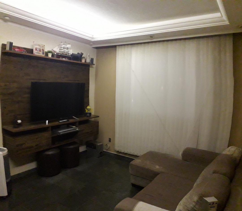 Apartamento à venda Jardim Quarto Centenário com 70m² e 3 quartos por R$ 330.000 - 1509505443-sala-noite04.jpg