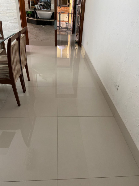 Casa à venda Vila Rio de Janeiro  com 228m² e 3 quartos por R$ 850.000 - 1206818256-6c71d284-0829-4167-be35-95b0064d621d.jpeg