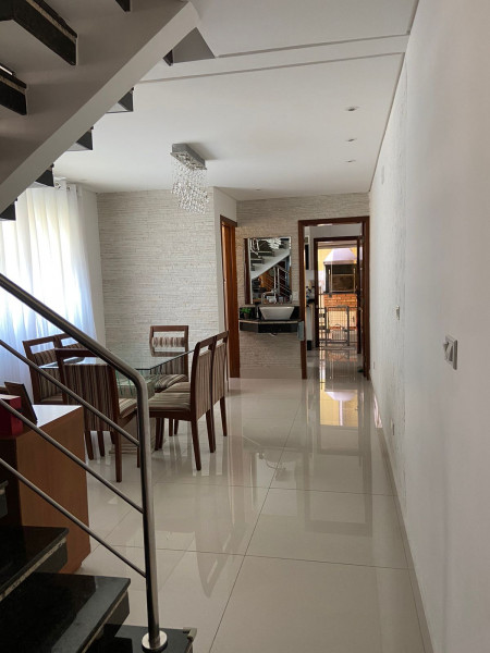 Casa à venda Vila Rio de Janeiro  com 228m² e 3 quartos por R$ 850.000 - 1458820740-e7f2bdf4-be6b-4a74-9e96-babd5dca8624.jpeg