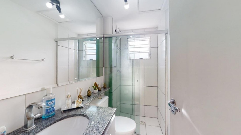 Apartamento à venda Jardim Paris com 45m² e 2 quartos por R$ 260.000 - 1256170954-bethroom.jpg