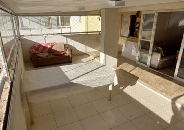 imóvel com 82m²