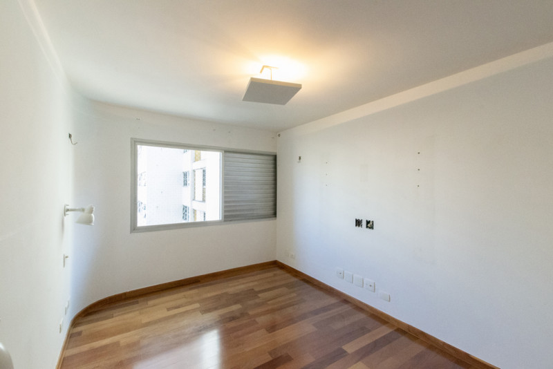 Apartamento à venda Itaim Bibi com 150m² e 3 quartos por R$ 2.180.000 - 1276942562-2-suite-2-easy-resize.jpg
