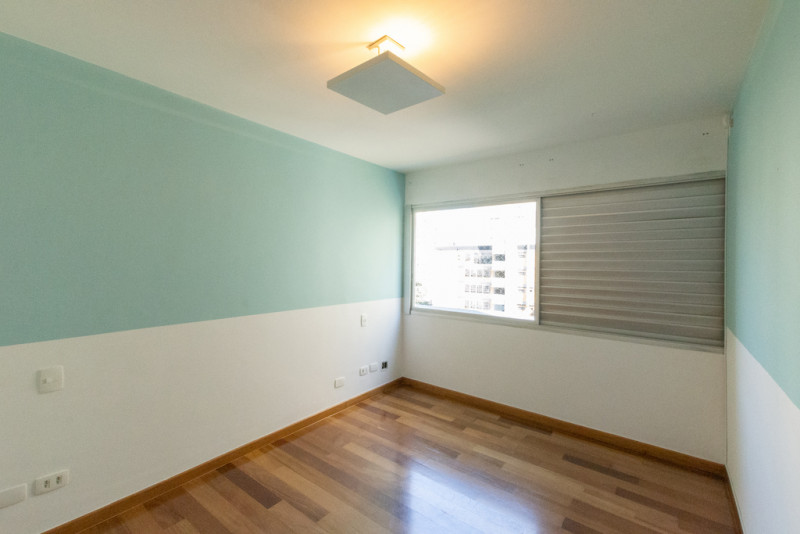 Apartamento à venda Itaim Bibi com 150m² e 3 quartos por R$ 2.180.000 - 2094907369-5-quarto2-1-easy-resize.jpg