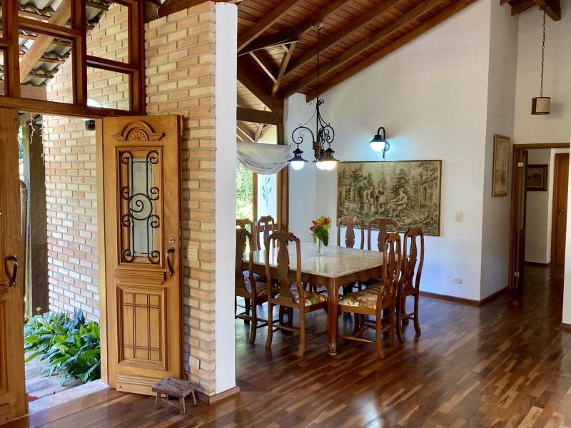 Casa à venda Jardim Novo Embu com 312m² e 5 quartos por R$ 1.790.000 - 631638691-img-7491.jpeg