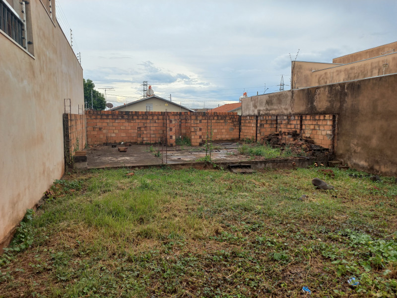 Terreno à venda Jardim Itália II com 250m² e 1 quarto por R$ 90.000 - 1868326824-20221128-154630.jpg