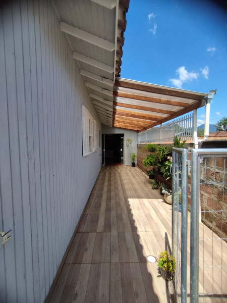Casa à venda Rio Bonito (Piraberaba) com 160m² e 2 quartos por R$ 330.000 - 63627414-02.JPG