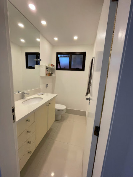 Apartamento à venda Jardim das Bandeiras com 132m² e 3 quartos por R$ 1.700.000 - 163699964-banho-1.jpg