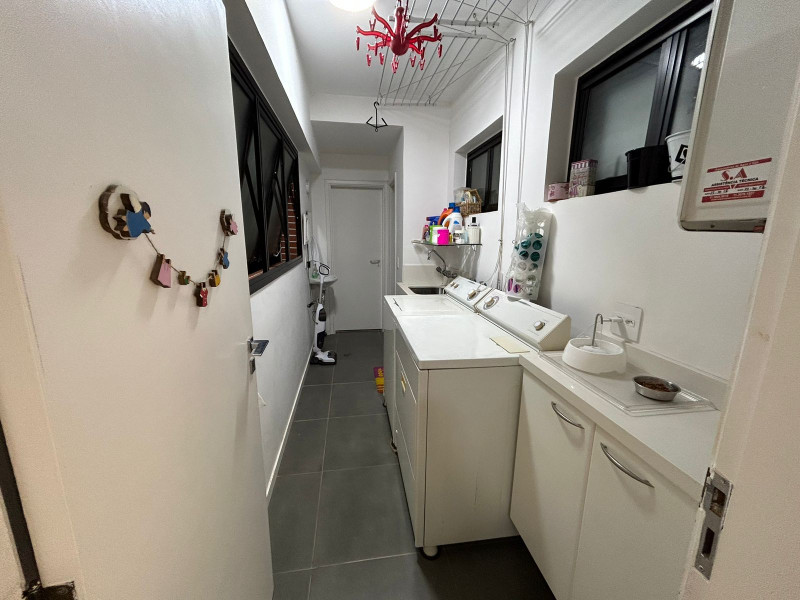Apartamento à venda Jardim das Bandeiras com 132m² e 3 quartos por R$ 1.700.000 - 1934153536-lavanderia.jpg