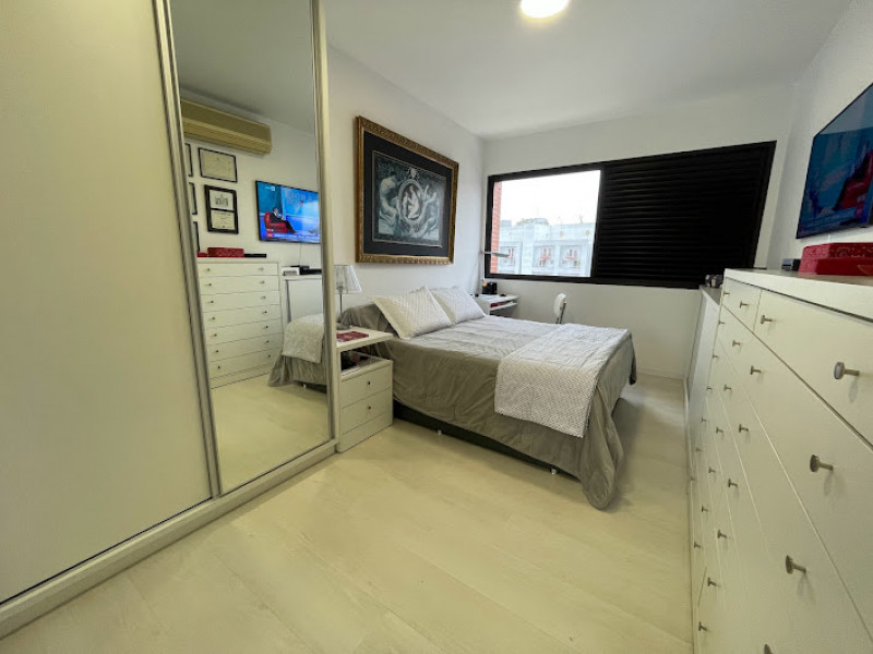 Apartamento à venda Jardim das Bandeiras com 132m² e 3 quartos por R$ 1.700.000 - 75752601-suite-1.jpg