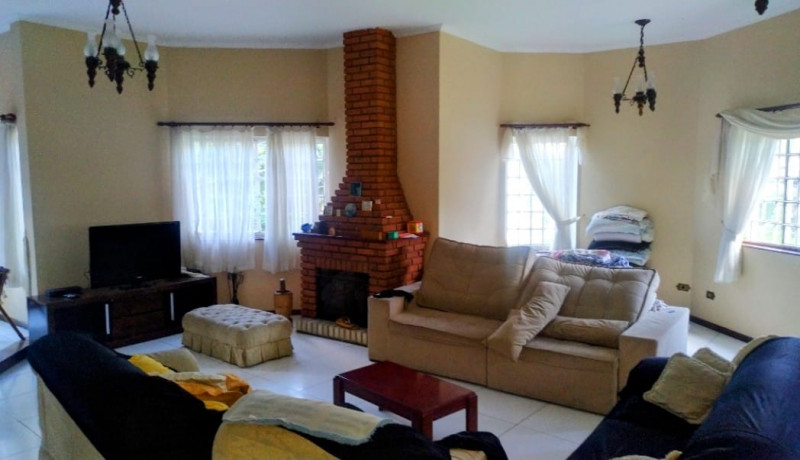 Casa de condomínio à venda nova higienopolis com 1000m² e 3 quartos por R$ 1.850.000 - 1107054182-lareira.jpeg