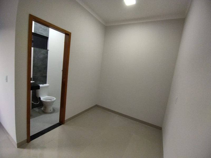 Casa à venda Residencial Veneza com 105m² e 3 quartos por R$ 320.000 - 1836152186-img-20220823-wa0083.jpg