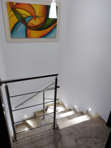 Casa de condomínio à venda Boqueirão com 106m² e 3 quartos por R$ 450.000 - 756138171-escada-a.jpg