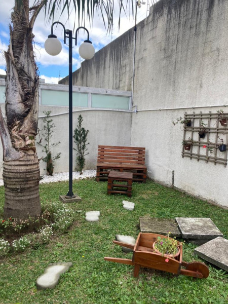 Apartamento à venda Capão Raso com 45m² e 2 quartos por R$ 296.000 - 159507802-f44b1cb9-f23b-461a-8fb0-c8e257bcedf8.jpeg