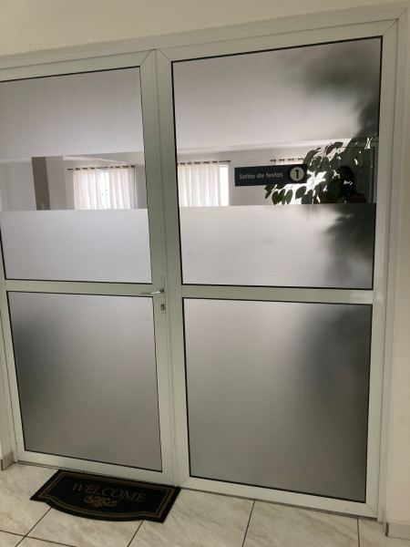Apartamento à venda Capão Raso com 45m² e 2 quartos por R$ 296.000 - 2023268042-25232cf5-be0f-4183-b27a-3a1fc70bf0a2.jpeg