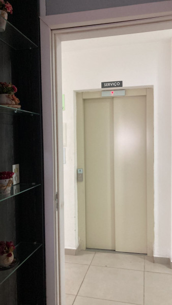 Apartamento à venda Capão Raso com 45m² e 2 quartos por R$ 296.000 - 907963626-f90e9d4a-63a3-471f-9036-2b4c48ba29bf.jpeg