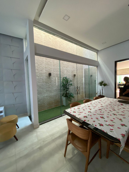 Casa de condomínio à venda Pte. Alta Norte (Gama) com 260m² e 3 quartos por R$ 950.000 - 1833409525-5857403d-a16d-4082-92a1-9f8c98c9b262.jpeg