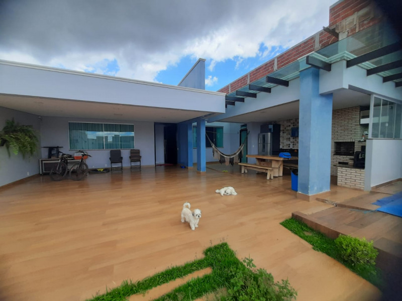 Casa de condomínio à venda Pte. Alta Norte (Gama) com 260m² e 3 quartos por R$ 950.000 - 362287393-23f25baa-9490-48e1-9623-9da283f52446.jpeg