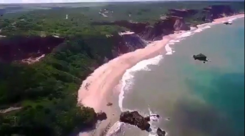 Casa à venda Jacumã com 335m² e 5 quartos por R$ 1.650.000 - 266039631-screenshot-20220921-091034-youtube.jpg