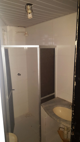 Apartamento à venda Cocó com 140m² e 3 quartos por R$ 308.000 - 1309284771-ap201-bentoalbuquerque-coco-banheiro-social.jpg