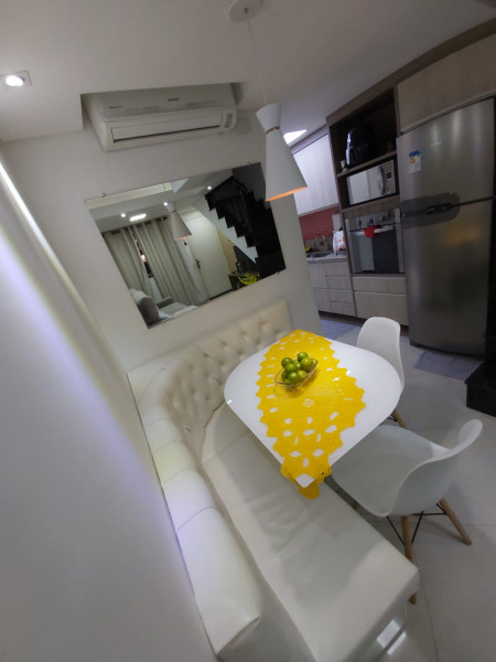 Casa de condomínio à venda Vila Carmosina com 65m² e 2 quartos por R$ 330.000 - 1043430172-sala.jpeg