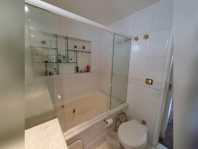 Apartamento à venda Jardim das Acácias com 86m² e 2 quartos por R$ 1.000.000 - 012-suite-vaso.jpg