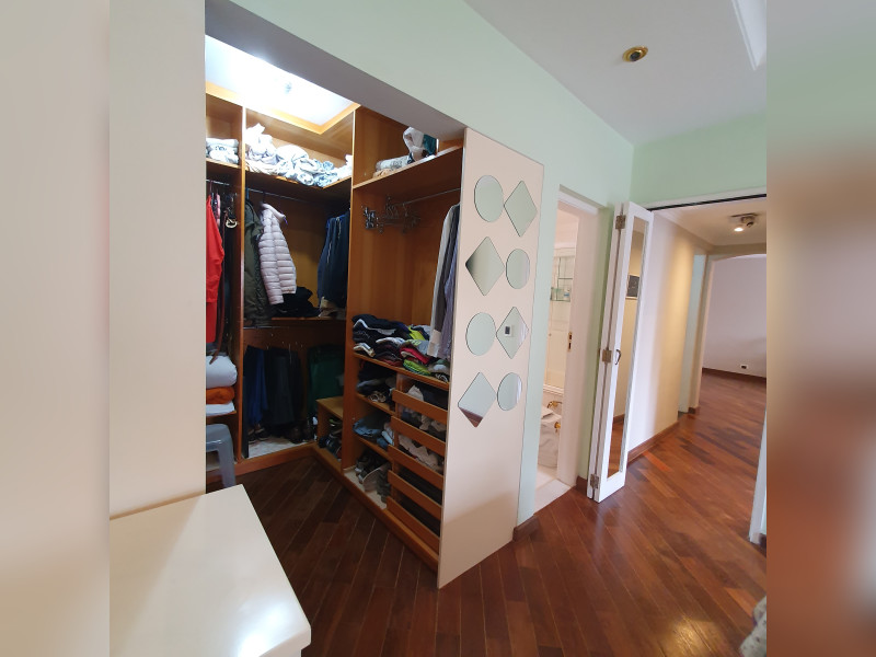 Apartamento à venda Jardim das Acácias com 86m² e 2 quartos por R$ 1.000.000 - 08-suite-closet.jpg