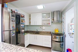 Apartamento à venda Passo d'Areia com 84m² - 3 dormitórios -  vagas - R$ 805.000 - 688668947-cozinha.JPG