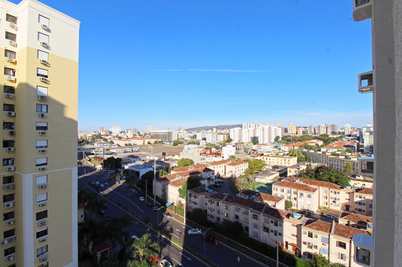 Apartamento à venda Passo d'Areia com 84m² e 3 quartos por R$ 805.000 - 1387547101-vista-da-suite.JPG