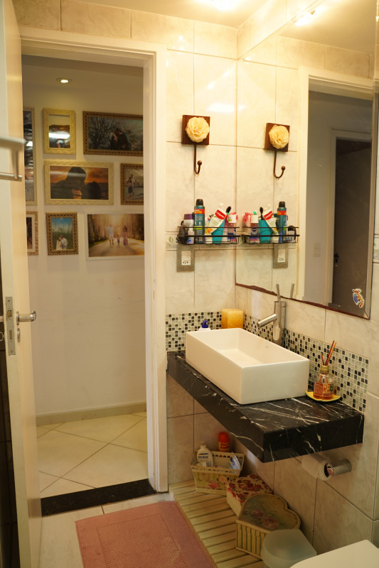 Apartamento à venda Vila Valqueire com 126m² e 3 quartos por R$ 680.000 - 1340561775-5-banheiro-social-2.JPG