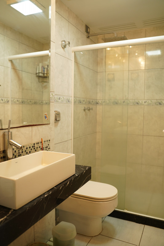 Apartamento à venda Vila Valqueire com 126m² e 3 quartos por R$ 680.000 - 462767837-5-banheiro-social-1.JPG