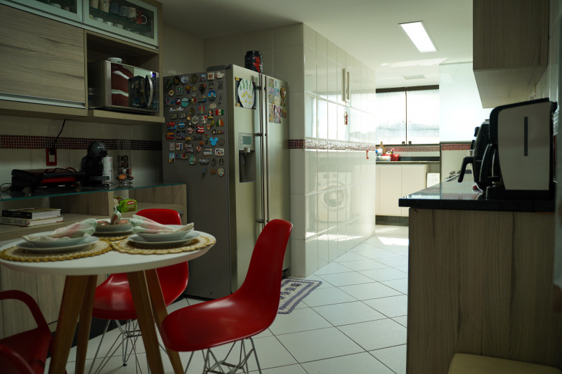 Apartamento à venda Vila Valqueire com 126m² e 3 quartos por R$ 680.000 - 831844318-4-cozinha-3.JPG