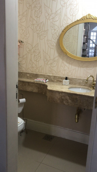 Casa de condomínio à venda Sarandi com 208m² e 3 quartos por R$ 1.200.000 - 1181346020-lavabo1.jpg