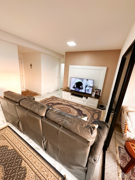 Apartamento à venda Centro com 134m² e 4 quartos por R$ 1.450.000 - 1732537717-img-3348.JPG