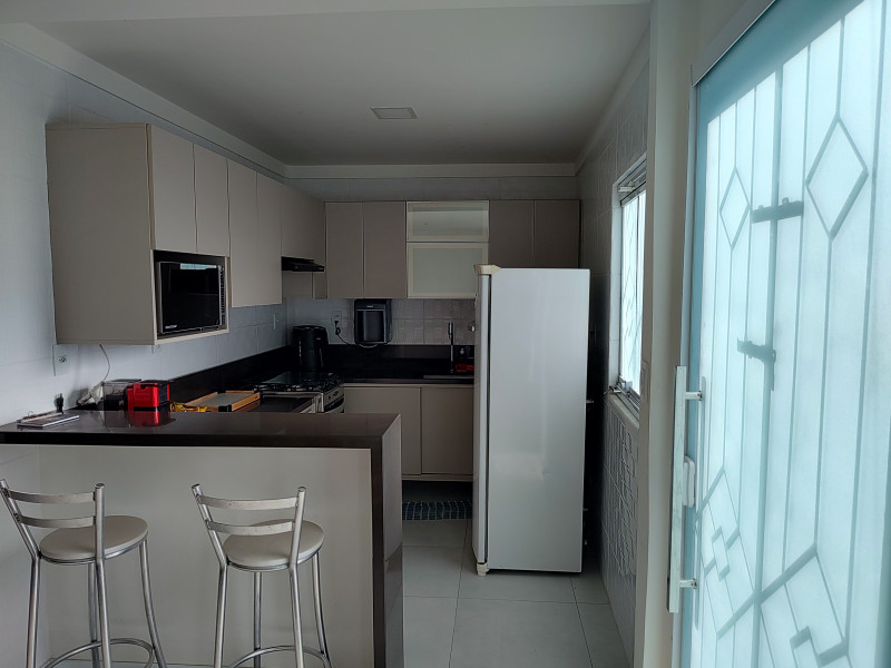 Casa à venda Centro  com 160m² e 3 quartos por R$ 560.000 - 526534612-img-20230625-151239492-hdr.jpg