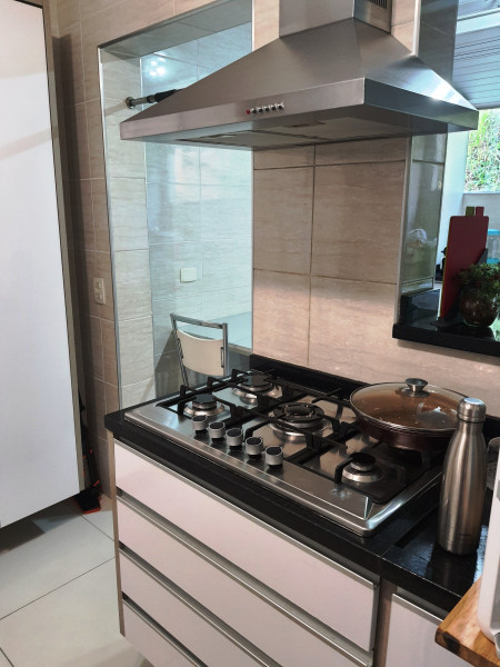 Casa de condomínio à venda Jardim Regina com 100m² e 2 quartos por R$ 550.000 - 1881624044-20230618-140213.jpg
