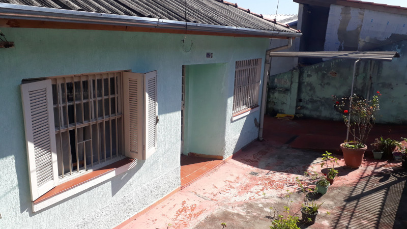 Casa à venda Jaguaré com 100m² e 3 quartos por R$ 499.000 - 1682771404-vista-frente-lateral-com-garagem.jpg