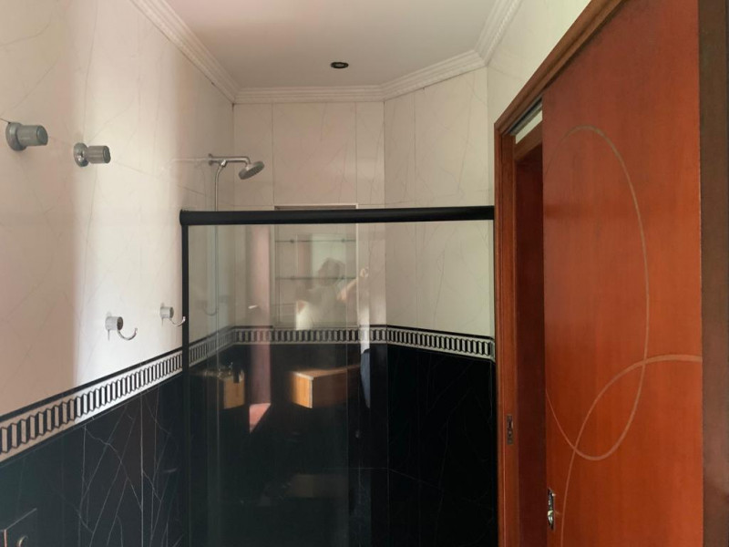 Casa de condomínio à venda Transurb com 276m² e 3 quartos por R$ 950.000 - 619760077-52-banheiro-segunda-suite-ii.jpeg