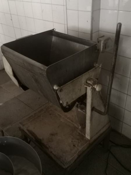 Comercial à venda Santa Cruz com 280m² e 1 quarto por R$ 250.000 - 1101783660-img-20230626-091351.jpg