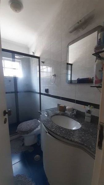 Casa à venda Jardim Odete com 167m² e 3 quartos por R$ 780.000 - 1352637726-banheiro-casal.jpg