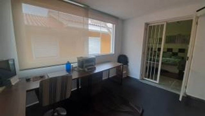 Casa à venda Jardim Odete com 167m² e 3 quartos por R$ 780.000 - 1352765772-home-frente.jpg