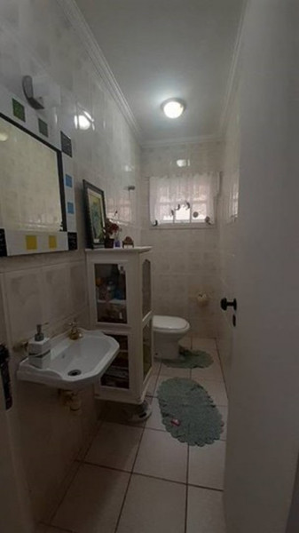 Casa à venda Jardim Odete com 167m² e 3 quartos por R$ 780.000 - 1593560587-lavabo.jpg
