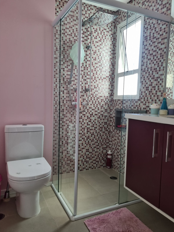 Apartamento à venda Vila Suzana com 238m² e 3 quartos por R$ 2.700.000 - 113350204-banheirosuite3.jpg