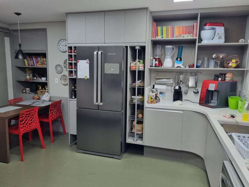 Apartamento à venda Vila Suzana com 238m² e 3 quartos por R$ 2.700.000 - 1472812937-cozinha.jpg