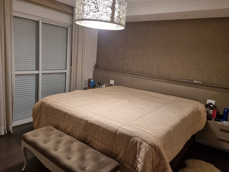 Apartamento à venda Vila Suzana com 238m² e 3 quartos por R$ 2.700.000 - 1706324913-quartosuite.jpg