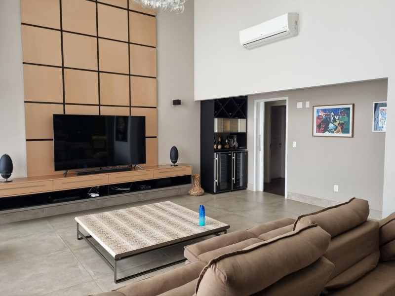 Apartamento à venda Vila Suzana com 238m² e 3 quartos por R$ 2.700.000 - 1855662474-sala7.jpg