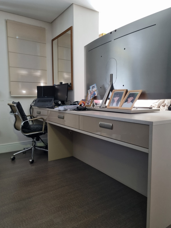 Apartamento à venda Vila Suzana com 238m² e 3 quartos por R$ 2.700.000 - 272667552-escritorio.jpg